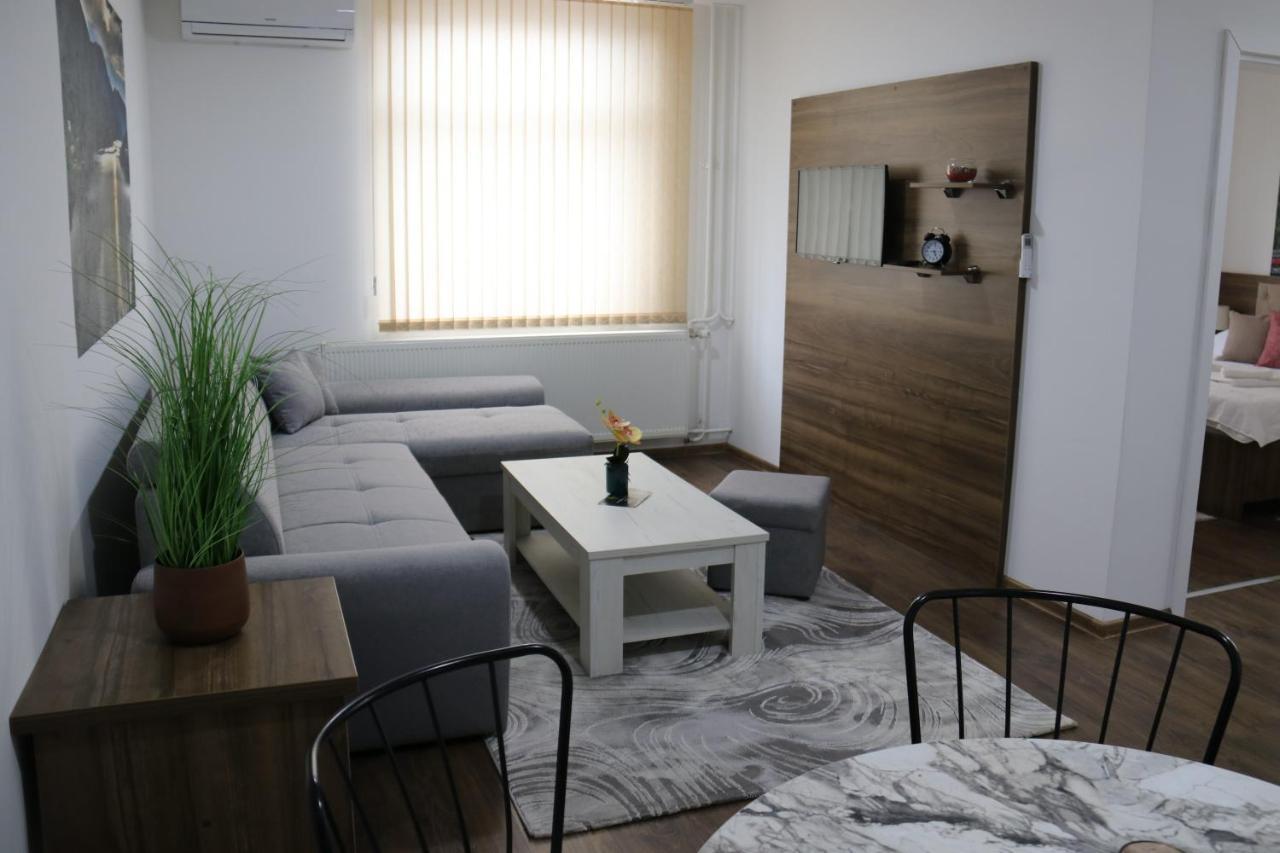 Royal City Apartments Jajce Bagian luar foto