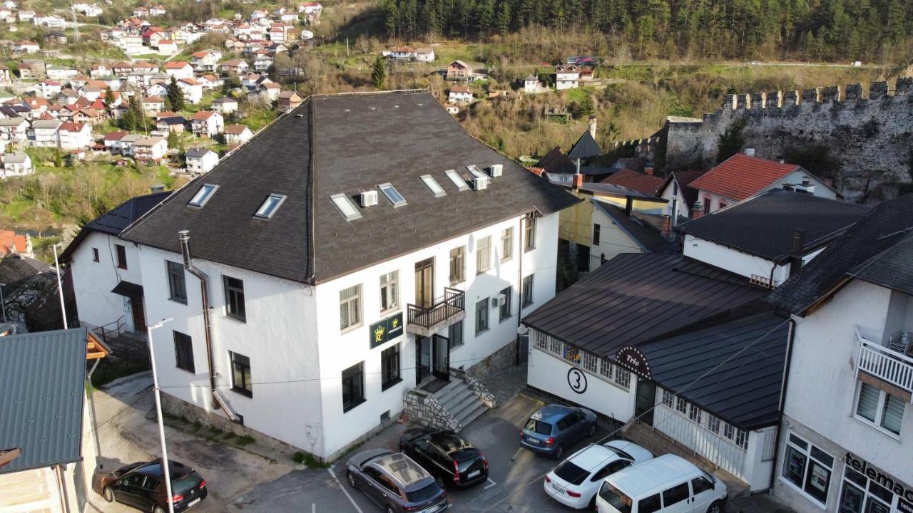 Royal City Apartments Jajce Bagian luar foto