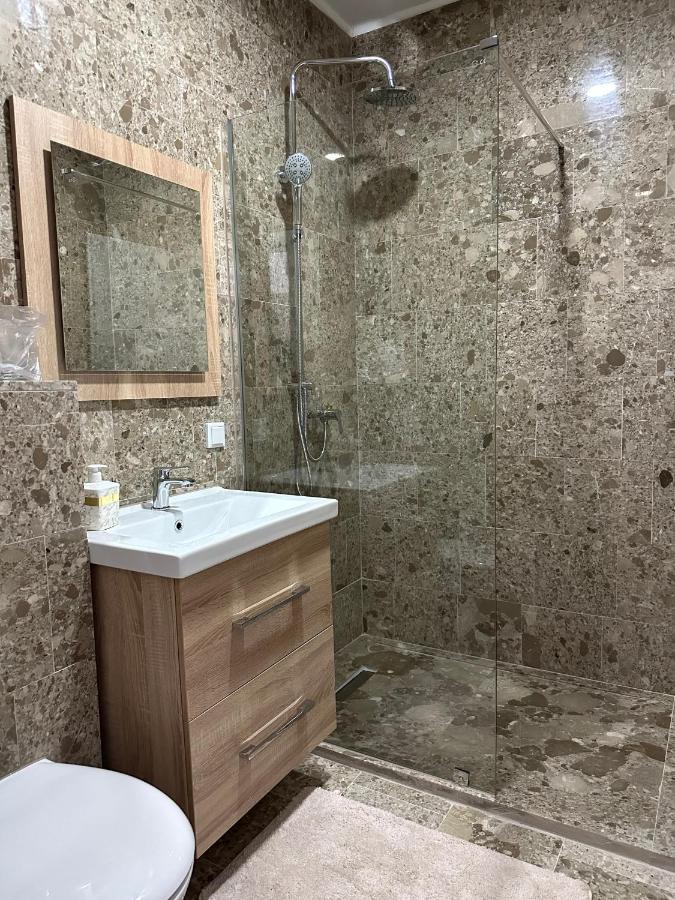 Royal City Apartments Jajce Bagian luar foto